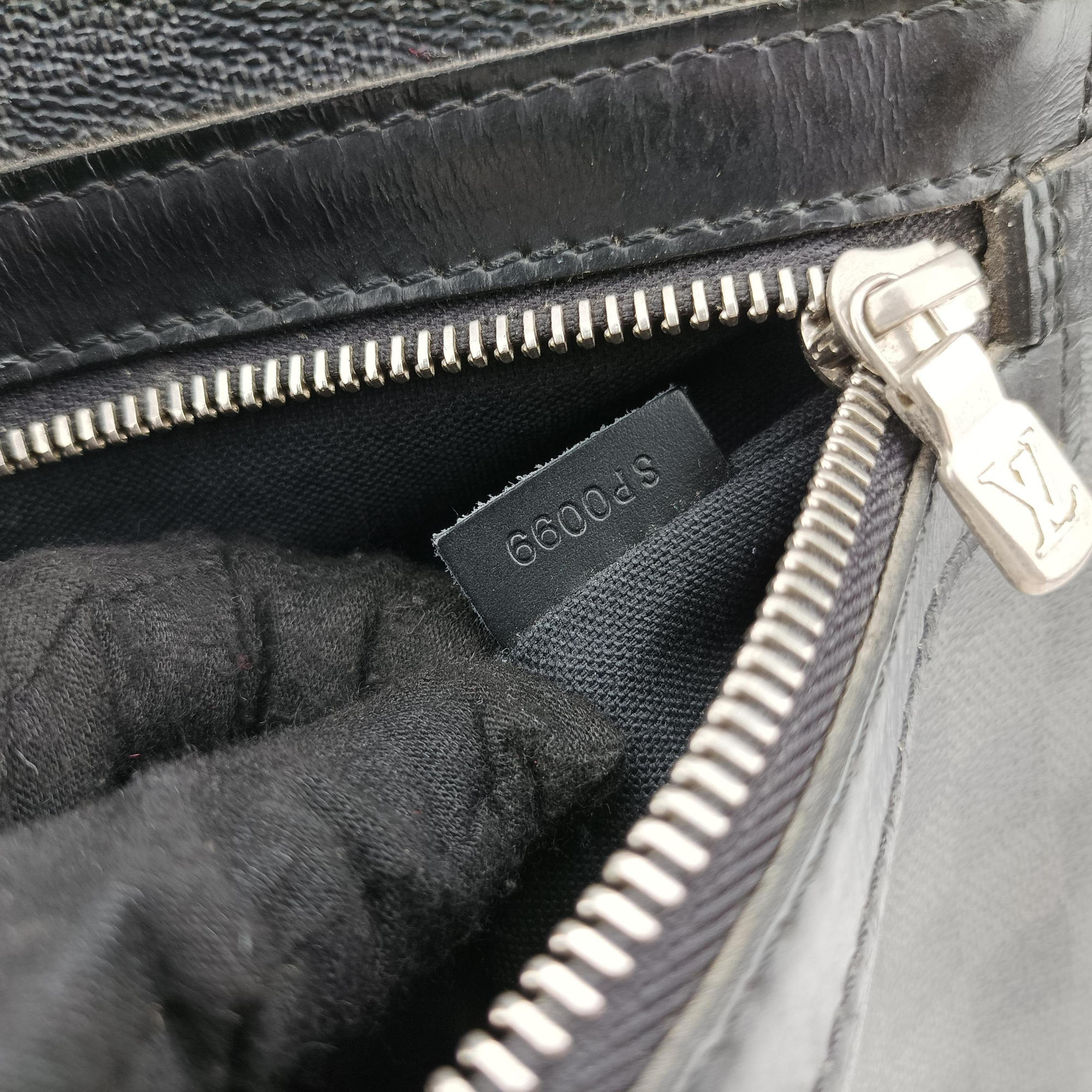 Secondhand Louis Vuitton DANIEL GM Noir Damier Graphite N58033 shoulderbag | stylenewstar