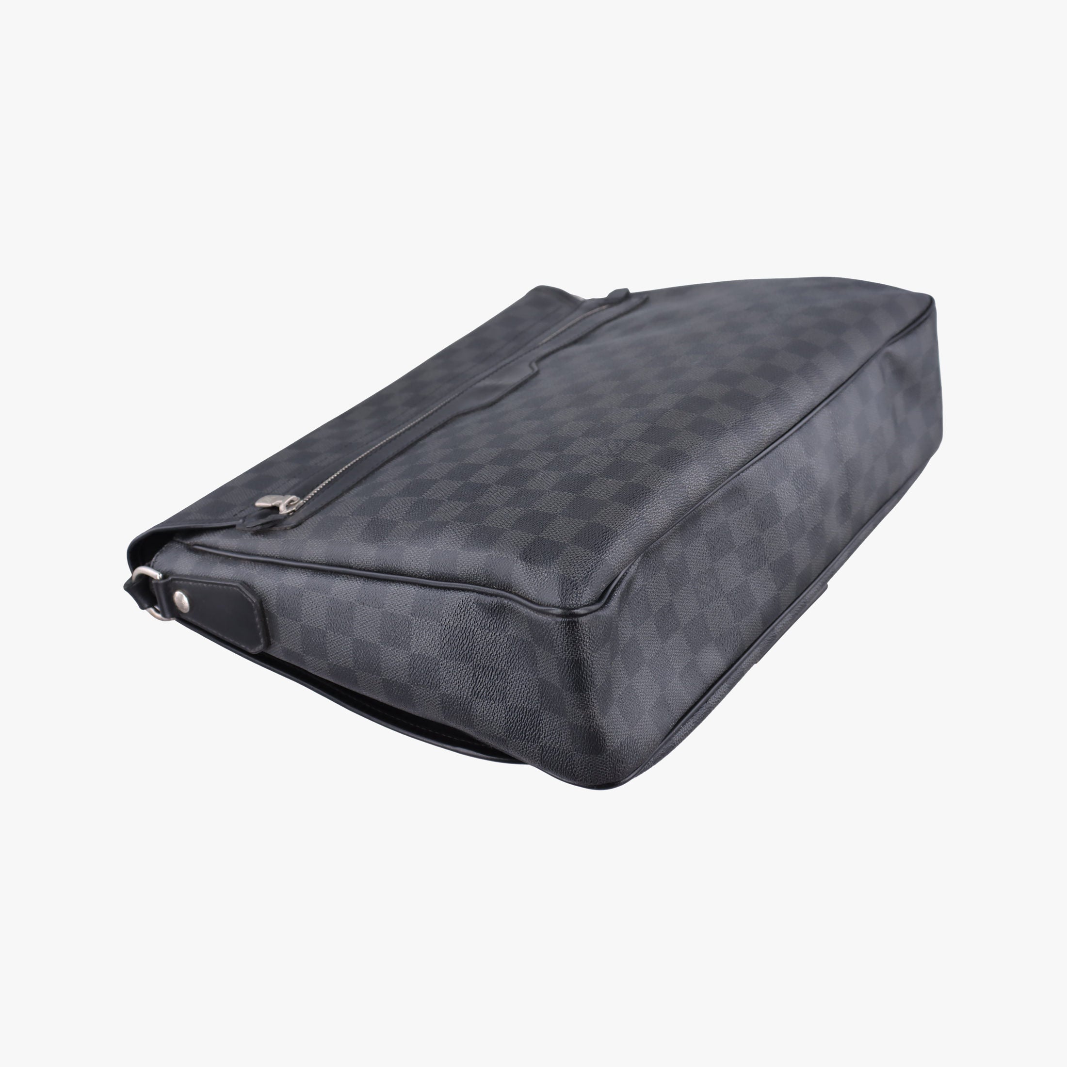 Secondhand Louis Vuitton DANIEL GM Noir Damier Graphite N58033 shoulderbag | stylenewstar