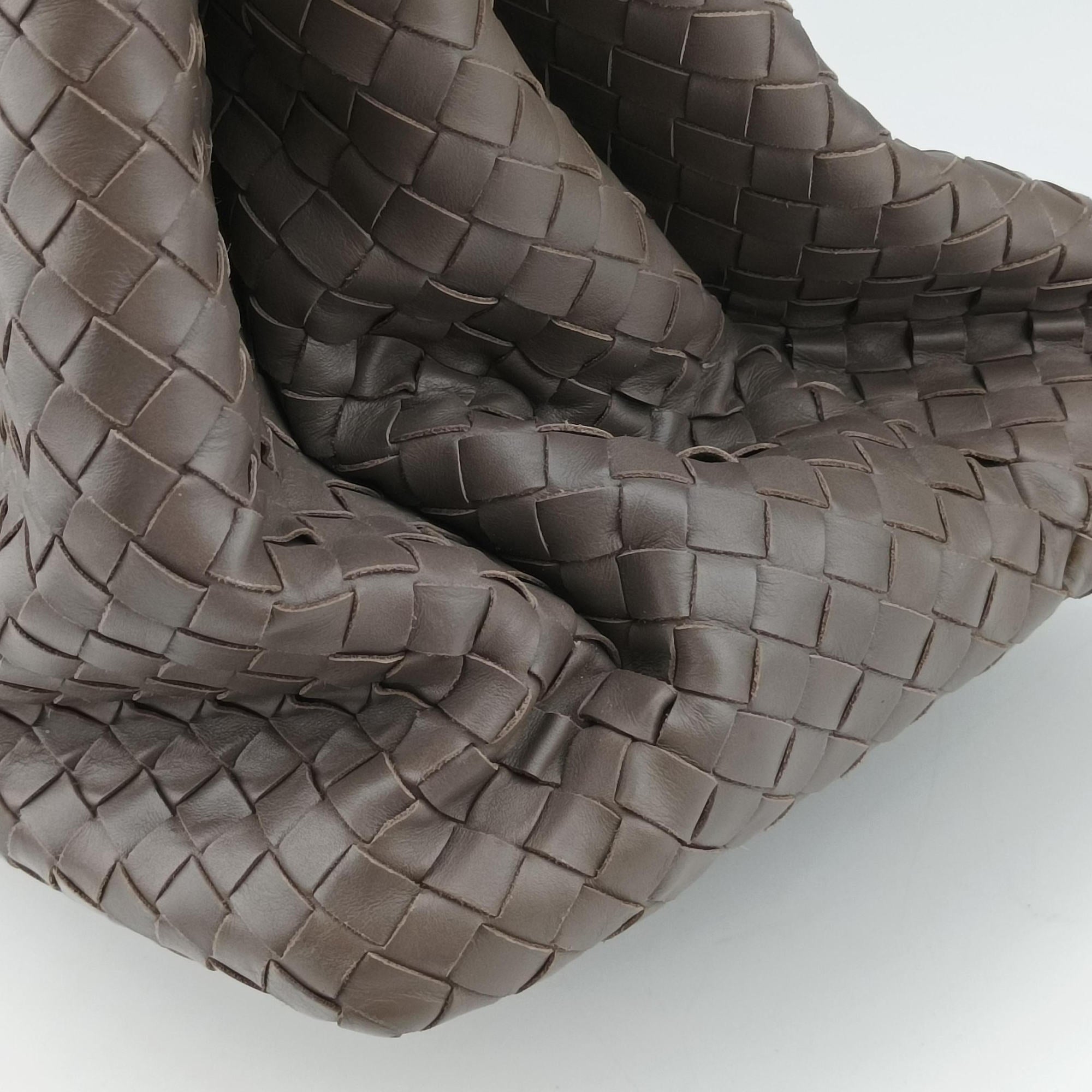 Secondhand Bottega Veneta Roma Intrecciato Brown lambskin  handbag | stylenewstar