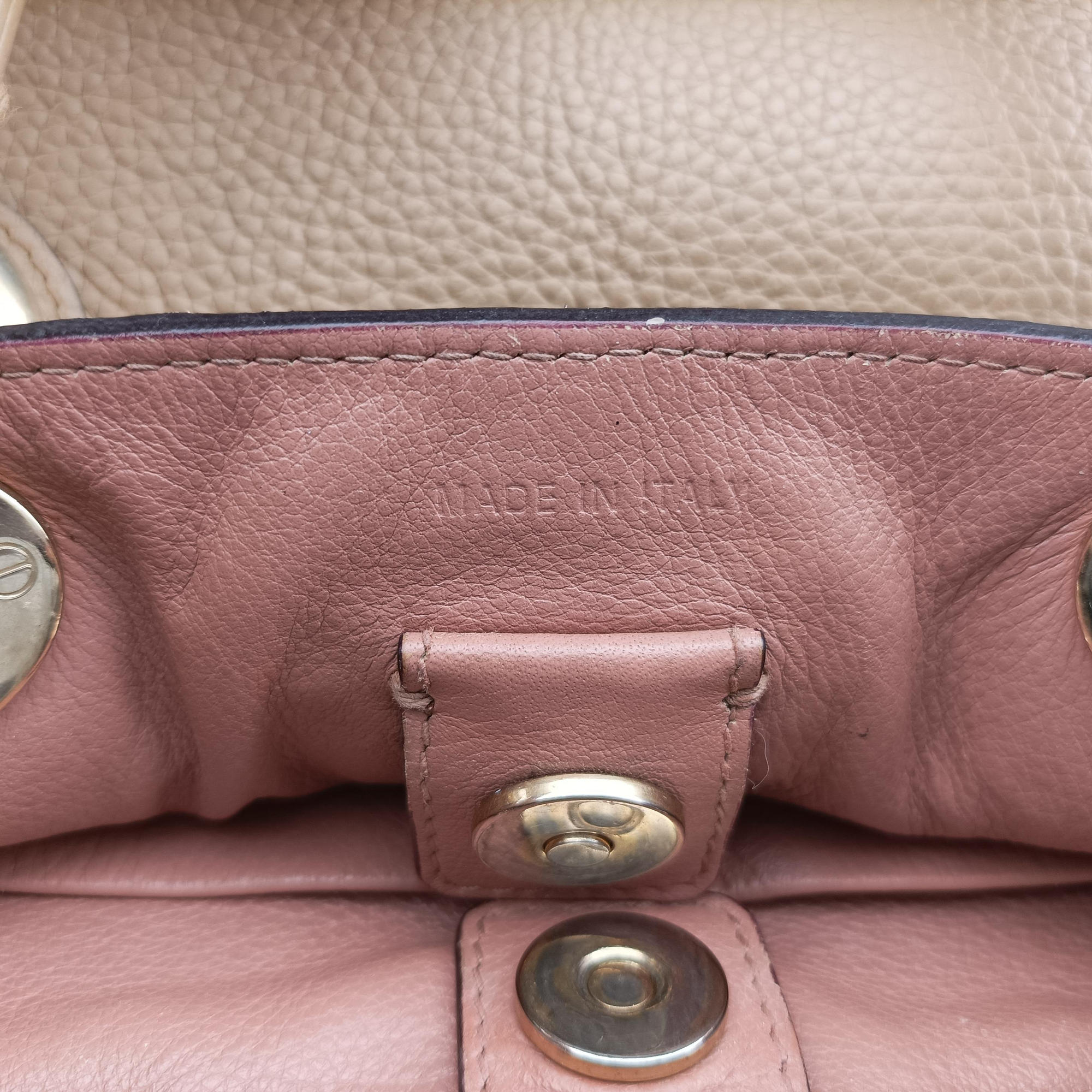 Pre-owned Christian Dior Diorissimo Beige Leather  shoulderbag | stylenewstar