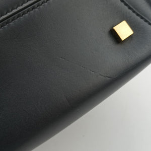 Vintage Yves Saint Laurent LE 37 bucket Black Leather 749036 shoulderbag | stylenewstar