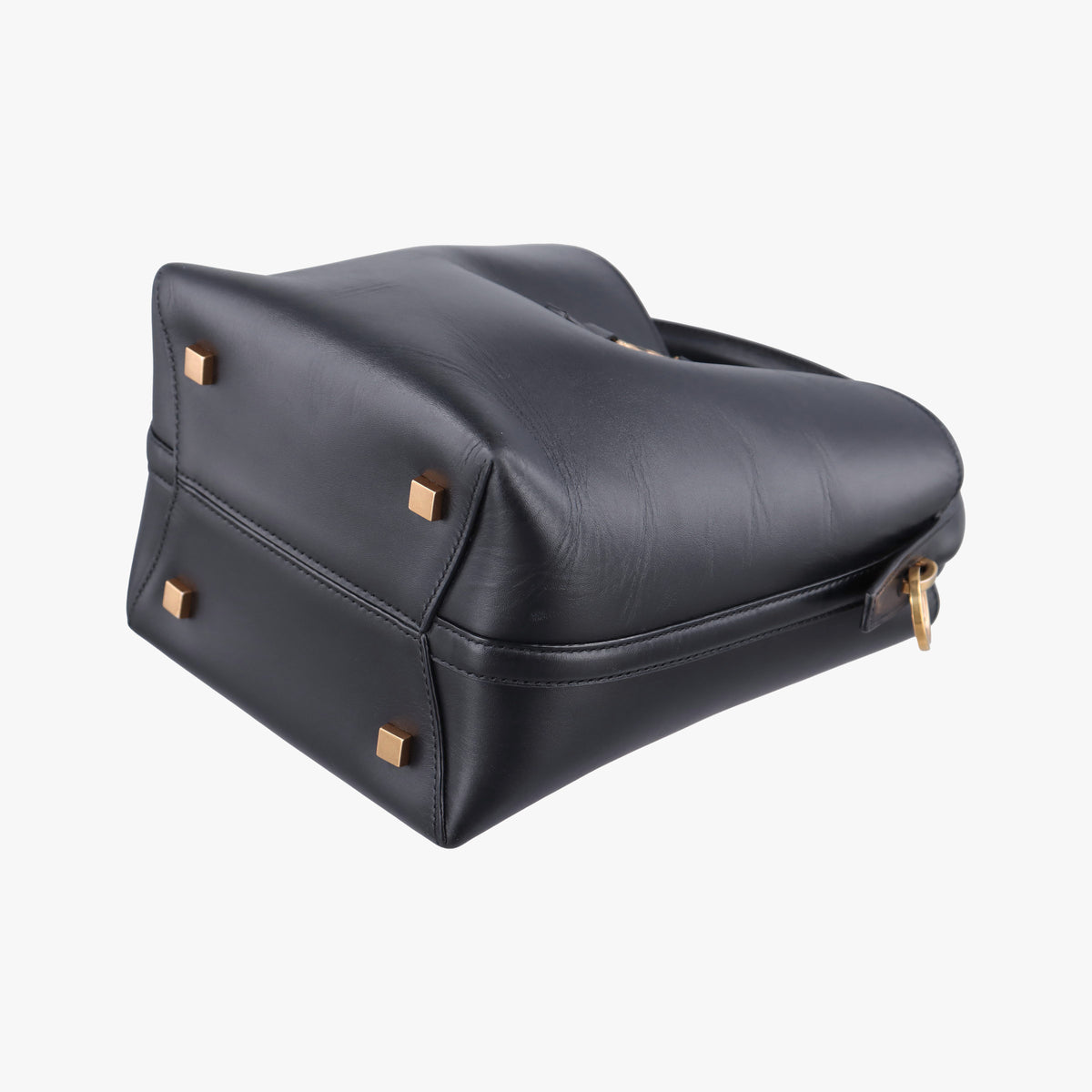 Vintage Yves Saint Laurent LE 37 bucket Black Leather 749036 shoulderbag | stylenewstar