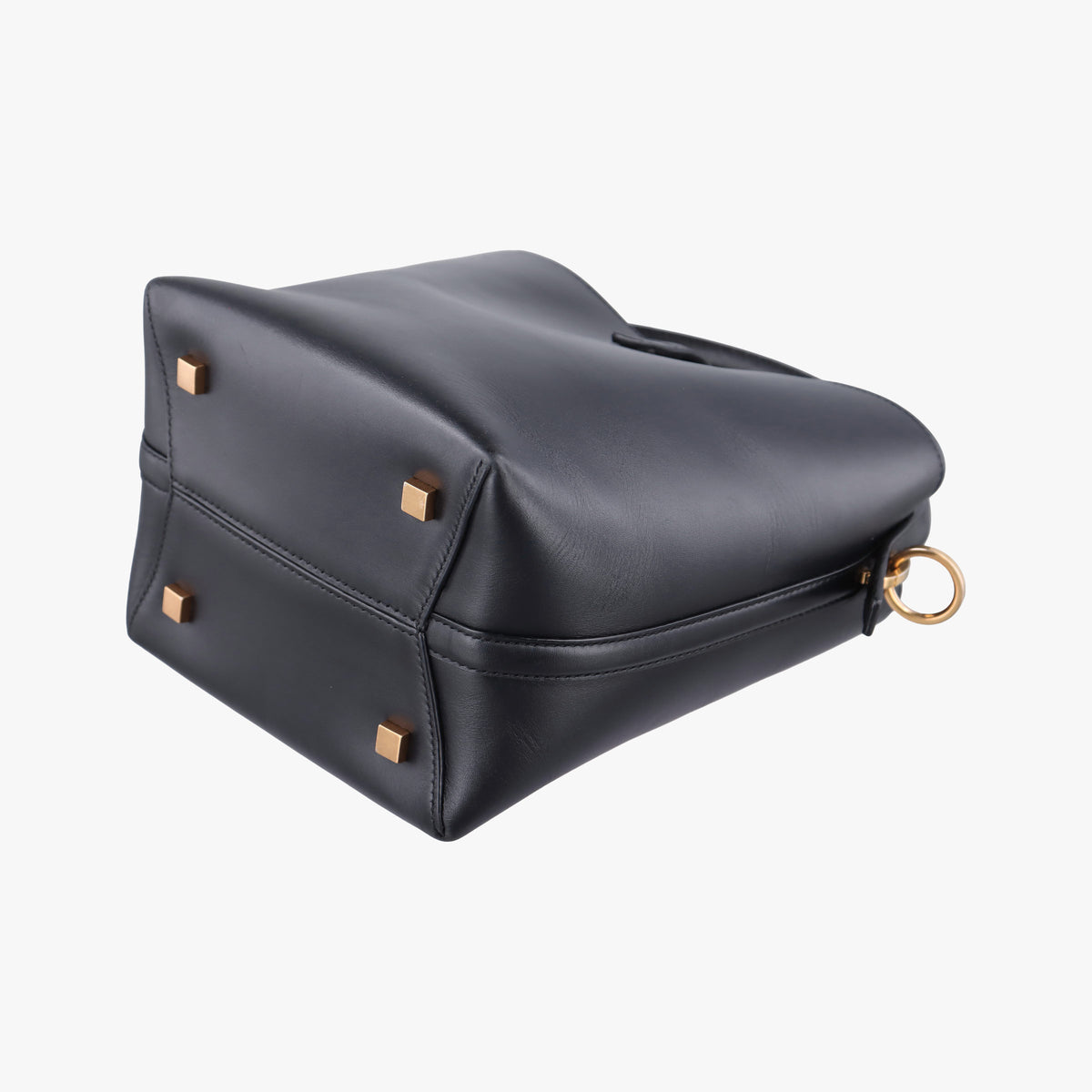 Vintage Yves Saint Laurent LE 37 bucket Black Leather 749036 shoulderbag | stylenewstar