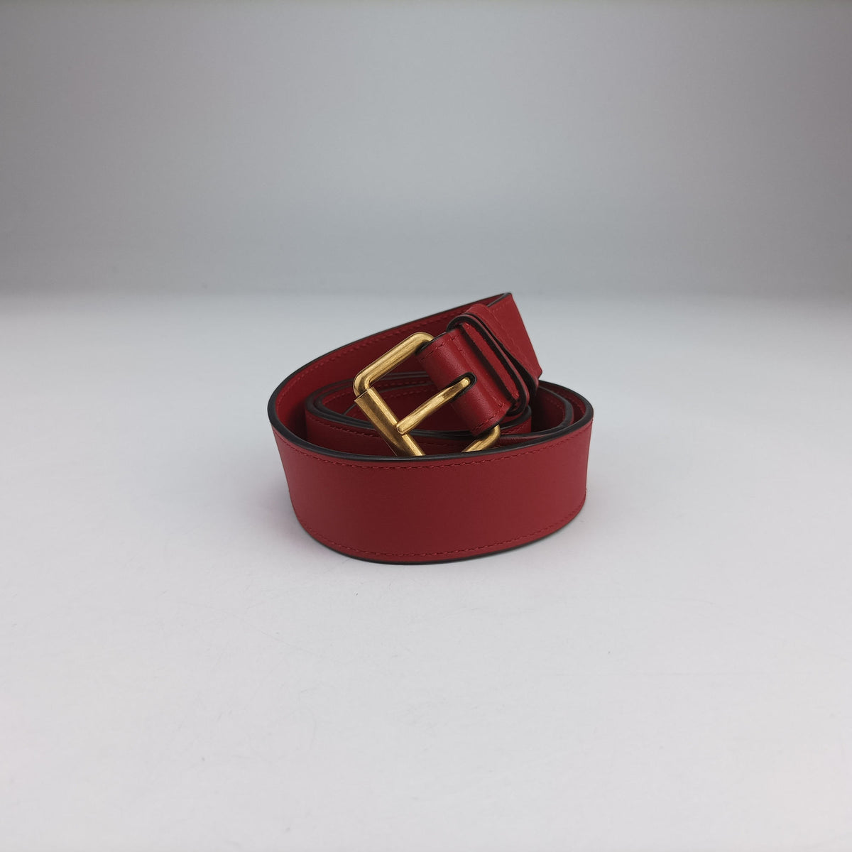 Pre-owned Gucci GG Marmont Red Leather 476434 bum bag/waist bag | stylenewstar