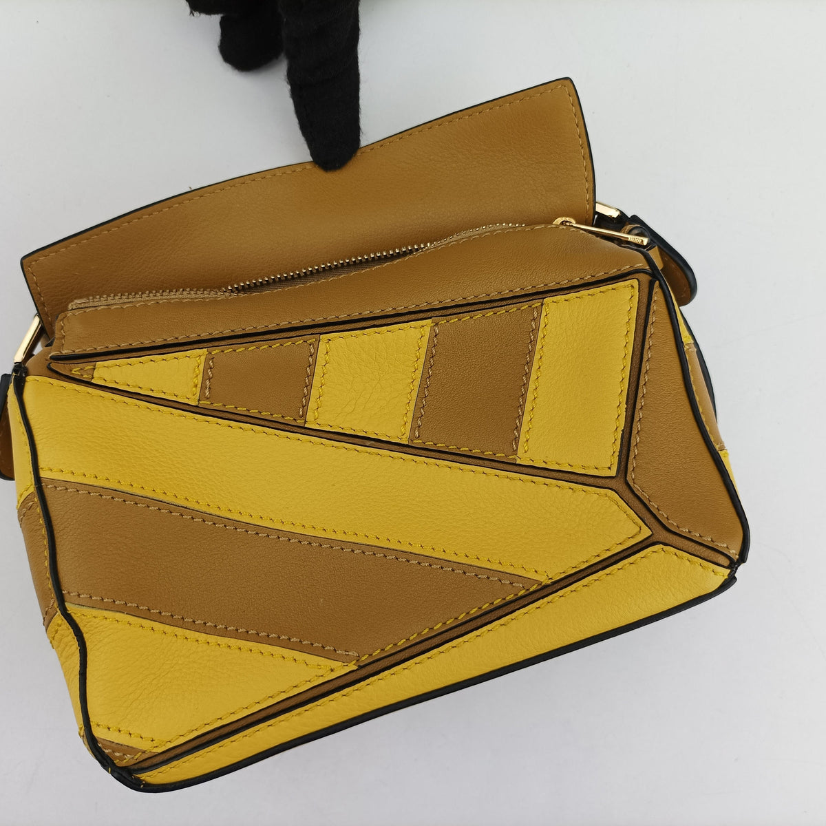 Pre-owned Loewe Puzzle　mini Yellow x Brown Leather 322 30 U95 shoulderbag | stylenewstar