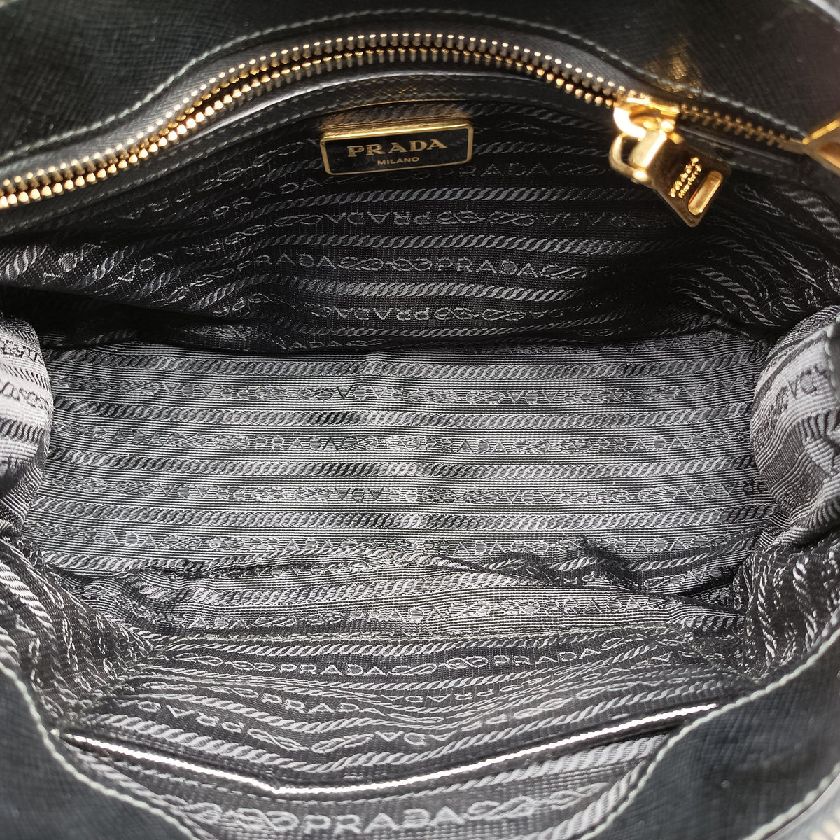 Pre-owned Prada Galleria Black SAFFIANO patent BN2274 shoulderbag | stylenewstar