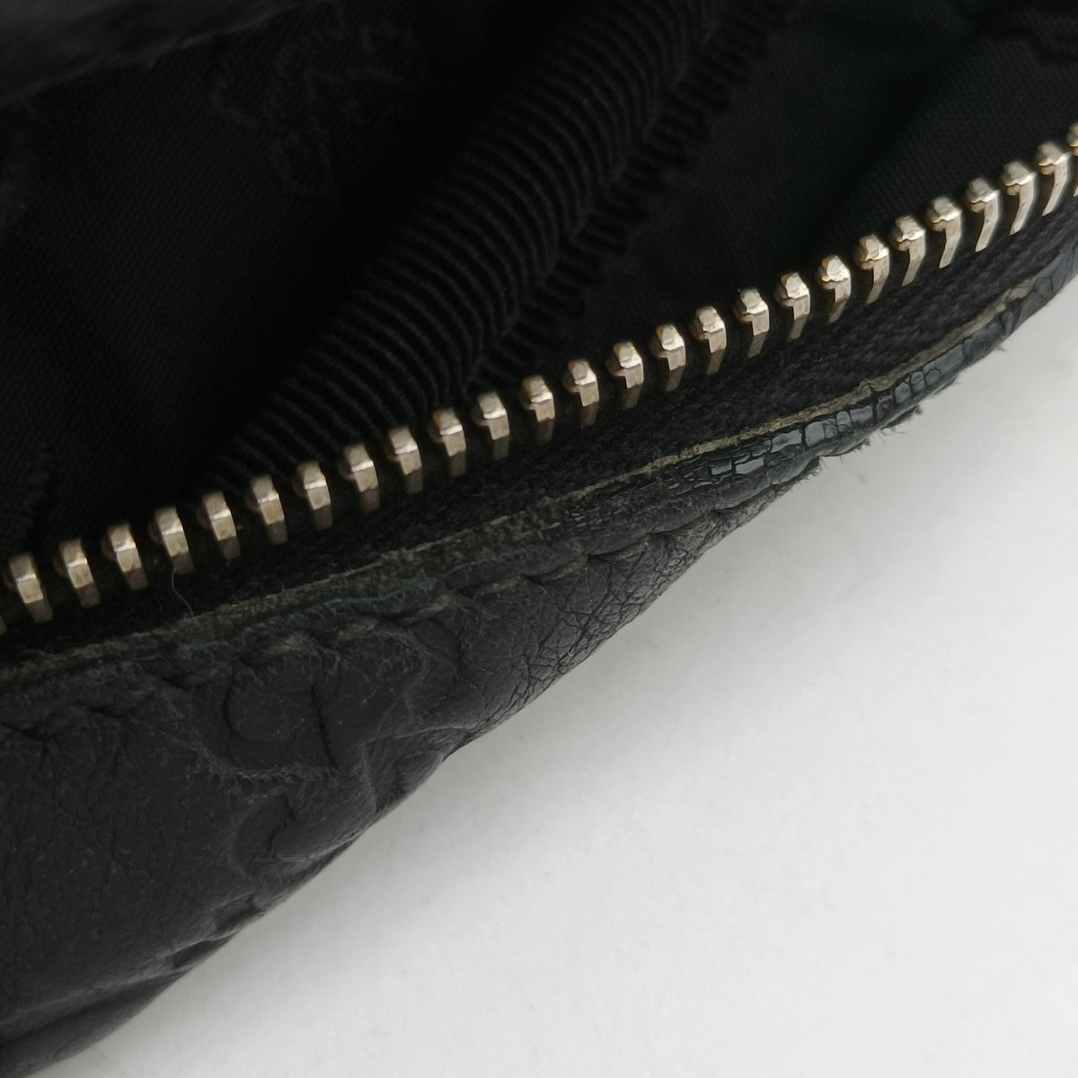 Pre-owned Gucci Guccissima Messenger Black Leather 201448 shoulderbag | stylenewstar