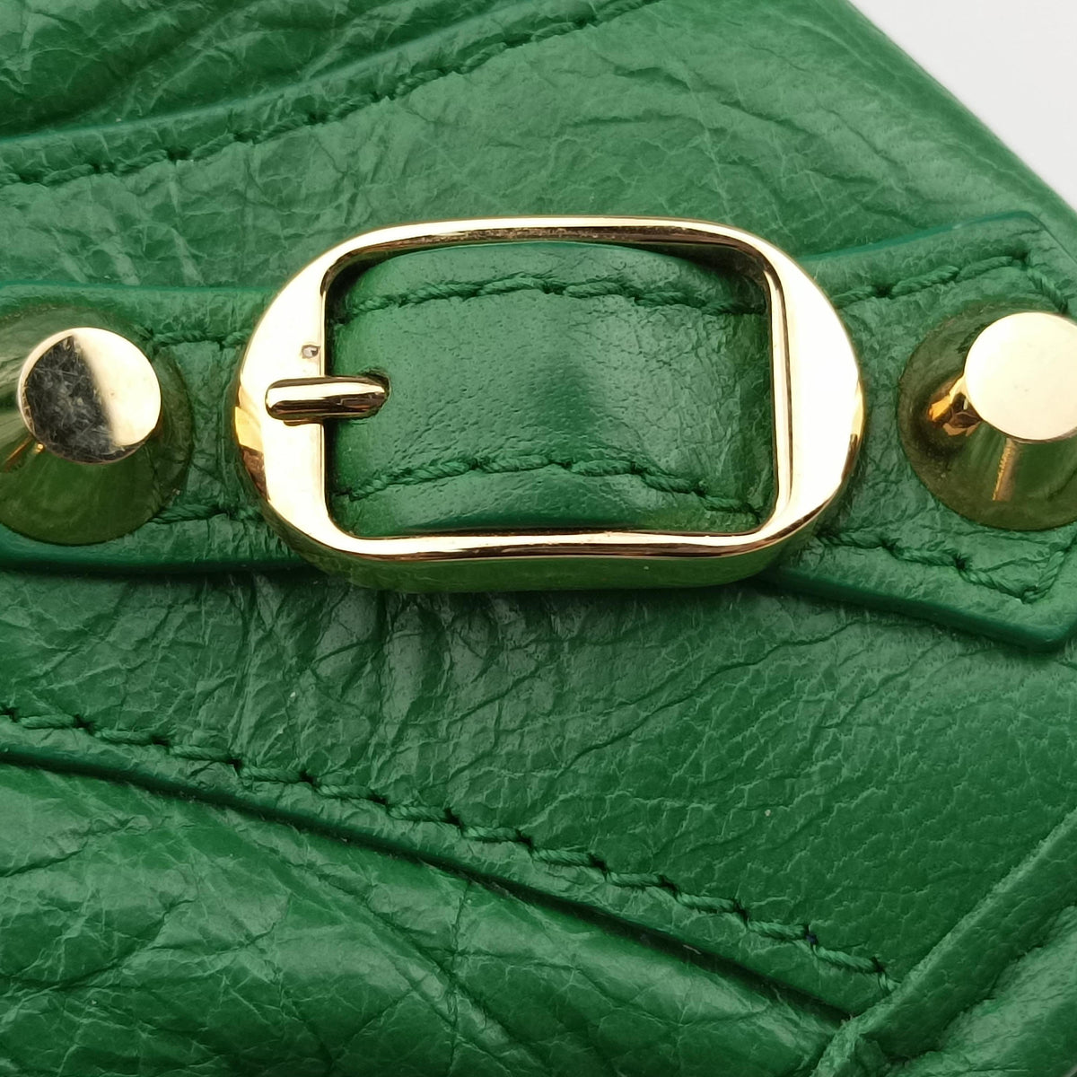 Pre-owned Balenciaga Classic City Mini Green lambskin  shoulderbag | stylenewstar