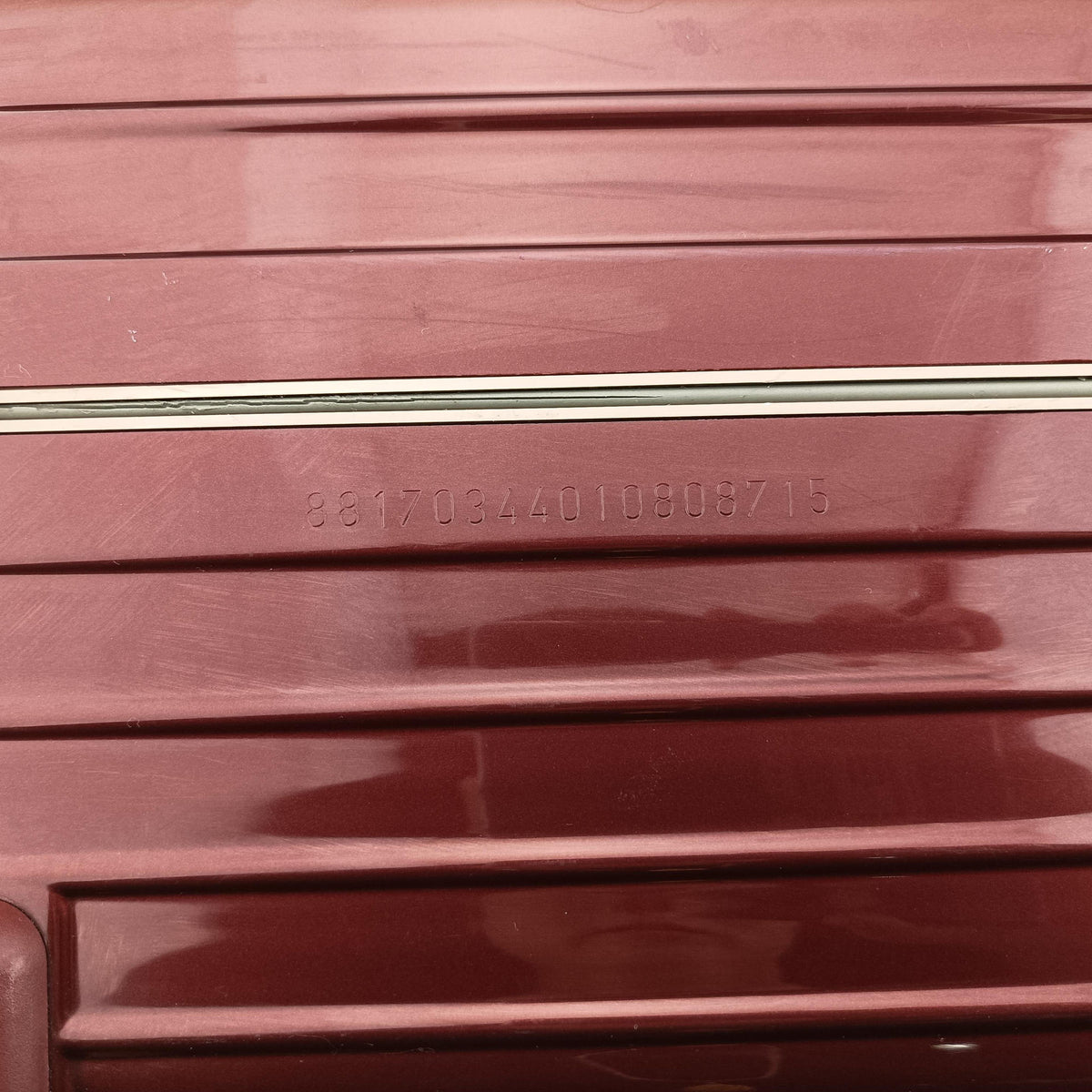 Secondhand RIMOWA TOPAS Red aluminum  suitcase | stylenewstar