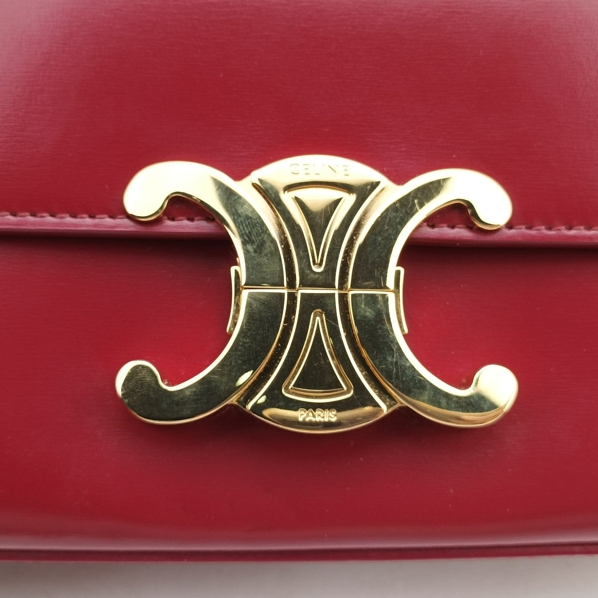 Pre-owned Celine Chain Claude Triomphe Red Leather  shoulderbag | stylenewstar