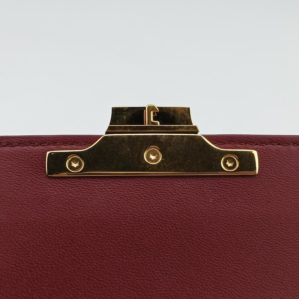 Pre-owned Celine Chain Claude Triomphe Red Leather  shoulderbag | stylenewstar