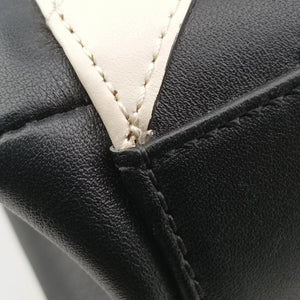 Secondhand Gucci Queen Margaret Bamboo Black×white Leather 476531 shoulderbag | stylenewstar
