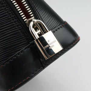 Pre-owned Louis Vuitton Alma BB Noir Epi  shoulderbag | stylenewstar