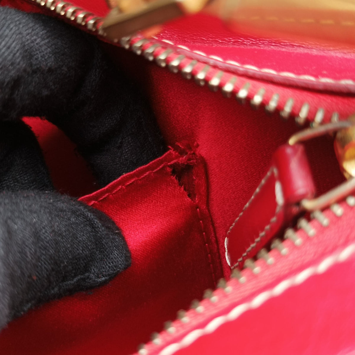 Pre-owned Fendi Zucchino Red canvas  handbag | stylenewstar