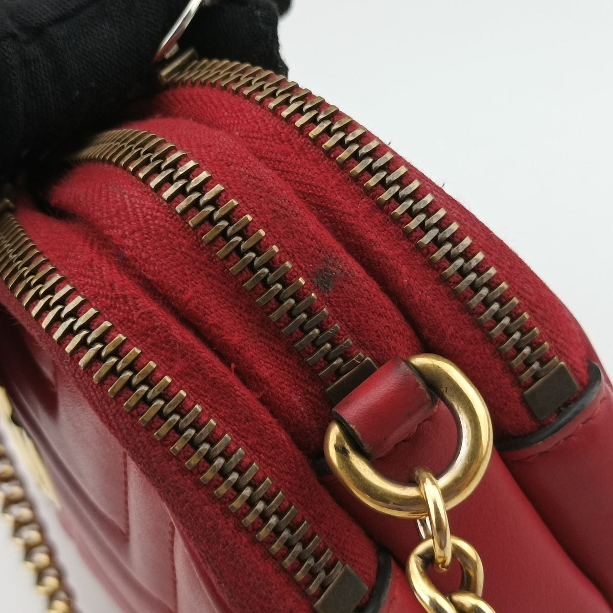 Secondhand Gucci GG Marmont Red Leather 546581 shoulderbag | stylenewstar