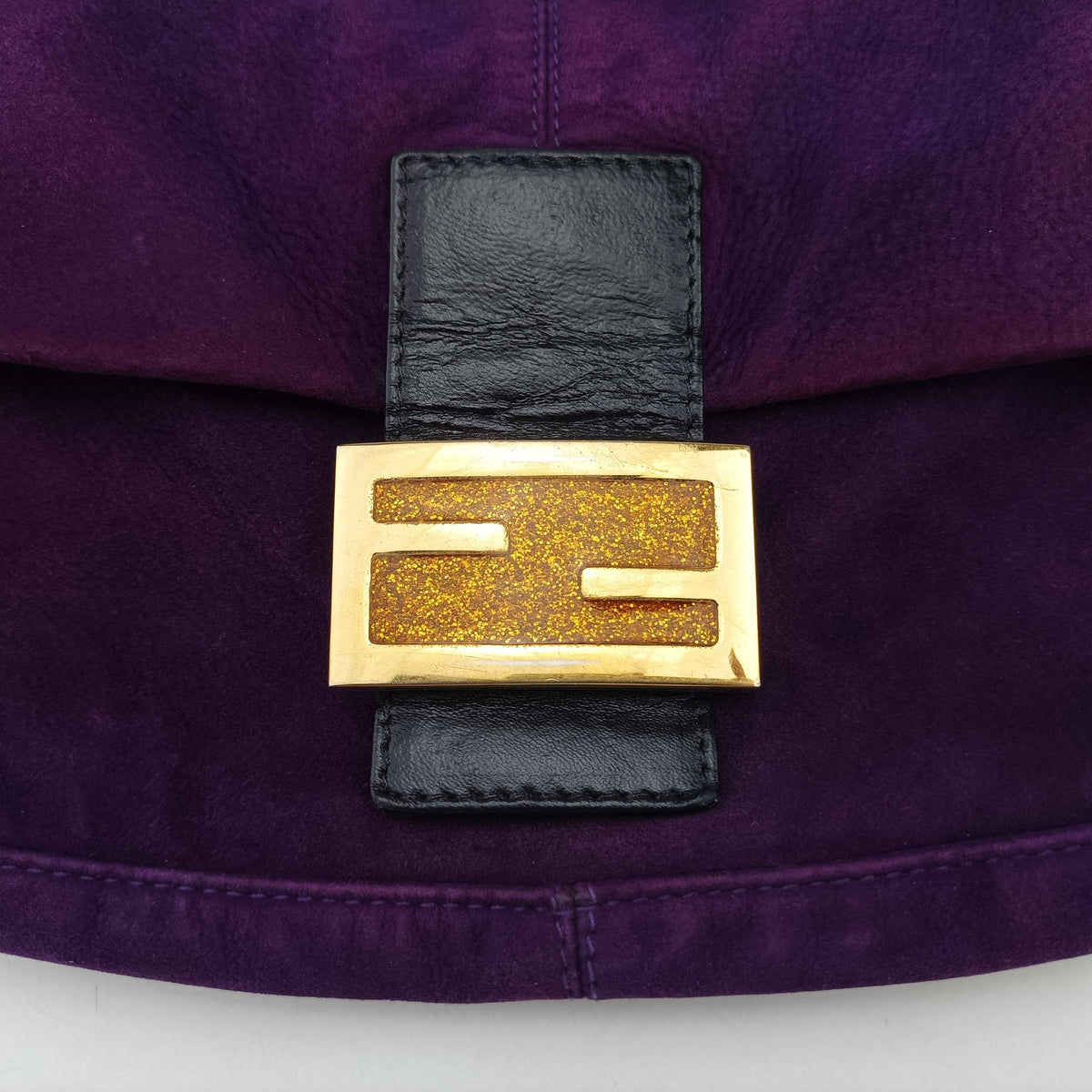 Pre-owned Fendi Baguette Purple suede 8BR638 handbag | stylenewstar
