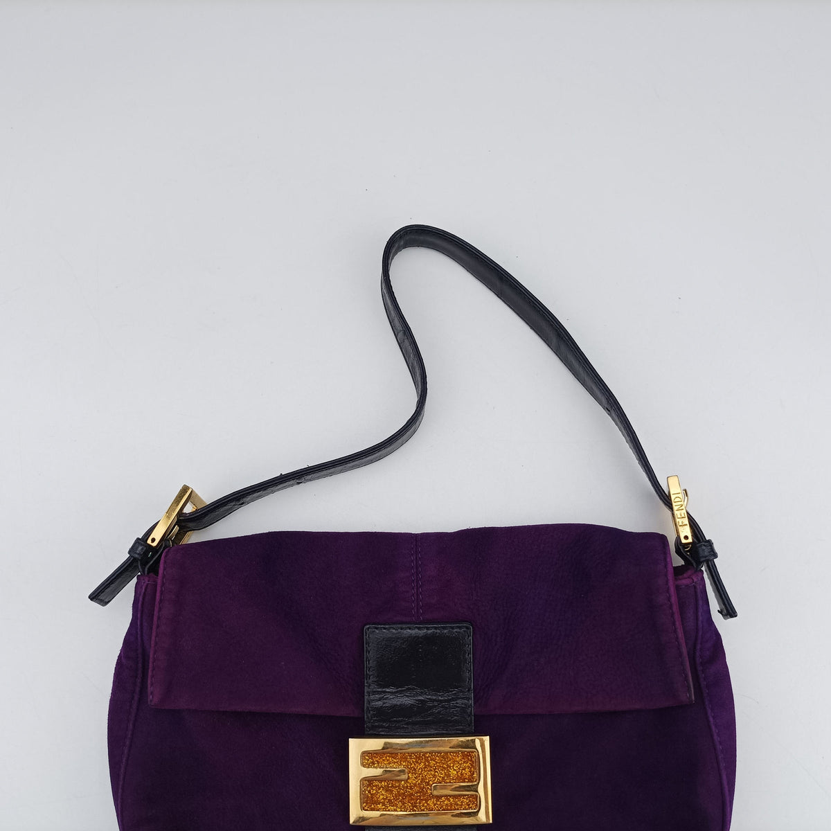 Pre-owned Fendi Baguette Purple suede 8BR638 handbag | stylenewstar