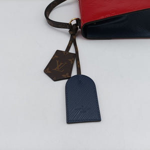 Pre-owned Louis Vuitton Spring street PM Scarlet Red Vernis×Epir×Monogram Canvas M90505 shoulderbag | stylenewstar
