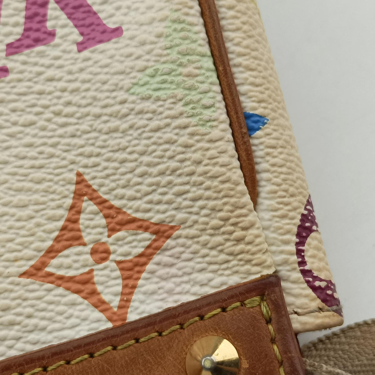 Secondhand Louis Vuitton Pochette Accessoires white Monogram Multicolor M92649 handbag | stylenewstar
