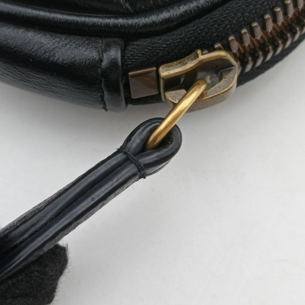 Secondhand Gucci GG Marmont Black Leather 524597 clutchbag | stylenewstar