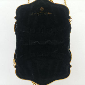 Pre-owned Gucci GG Metal Minaudiere Shell Golden Metal  shoulderbag | stylenewstar