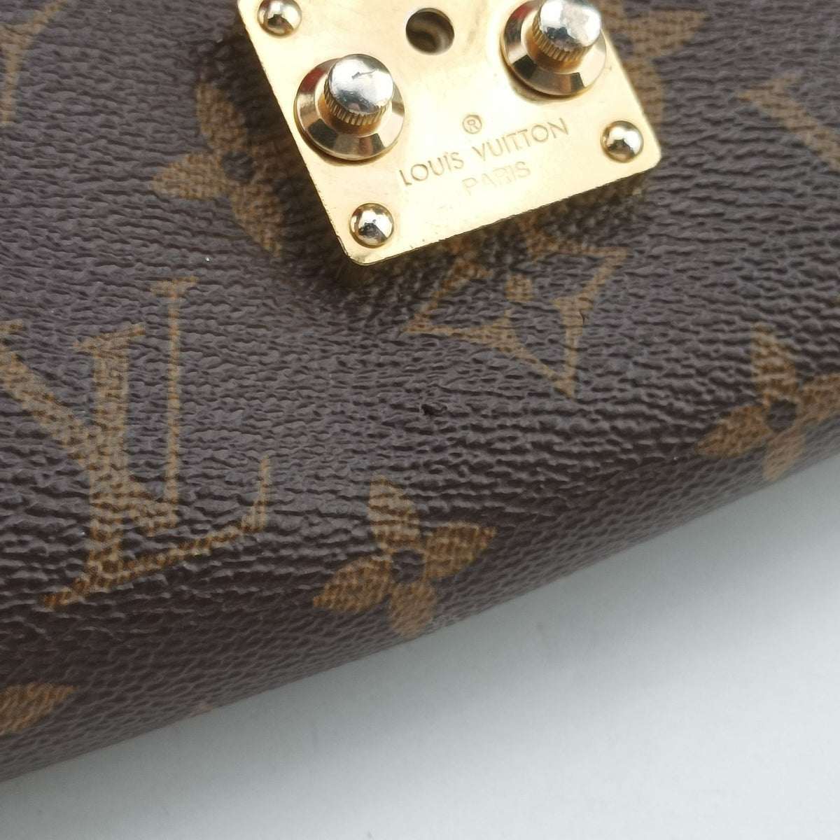 Pre-owned Louis Vuitton Pallas Chain Brown x Cerise Monogram canvas x leather M41201 shoulderbag | stylenewstar