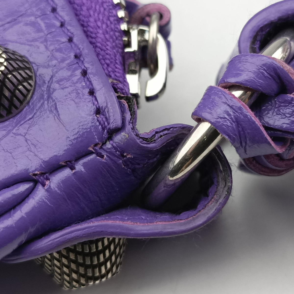 Vintage Balenciaga Le Cagole Purple cloth  shoulderbag | stylenewstar