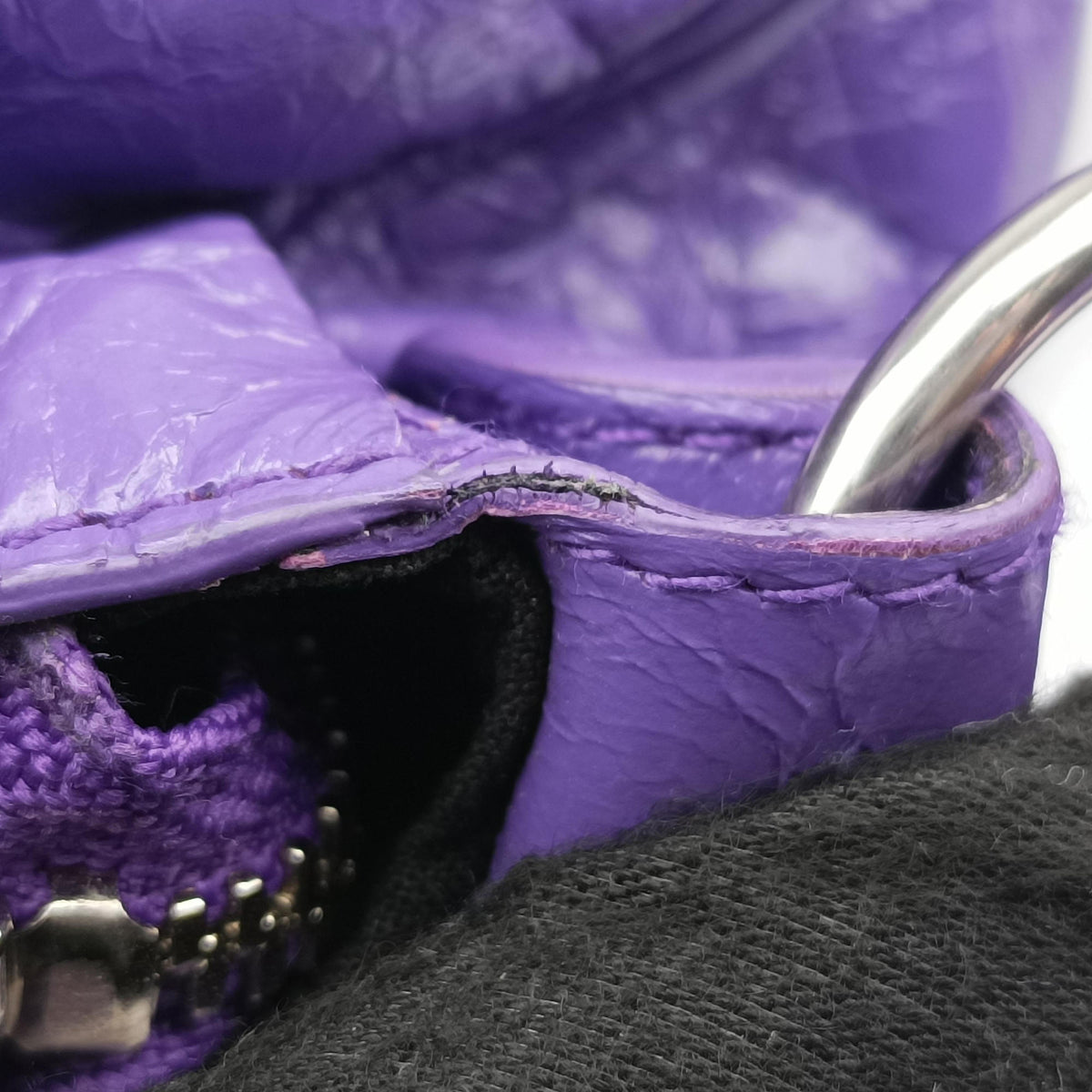 Vintage Balenciaga Le Cagole Purple cloth  shoulderbag | stylenewstar