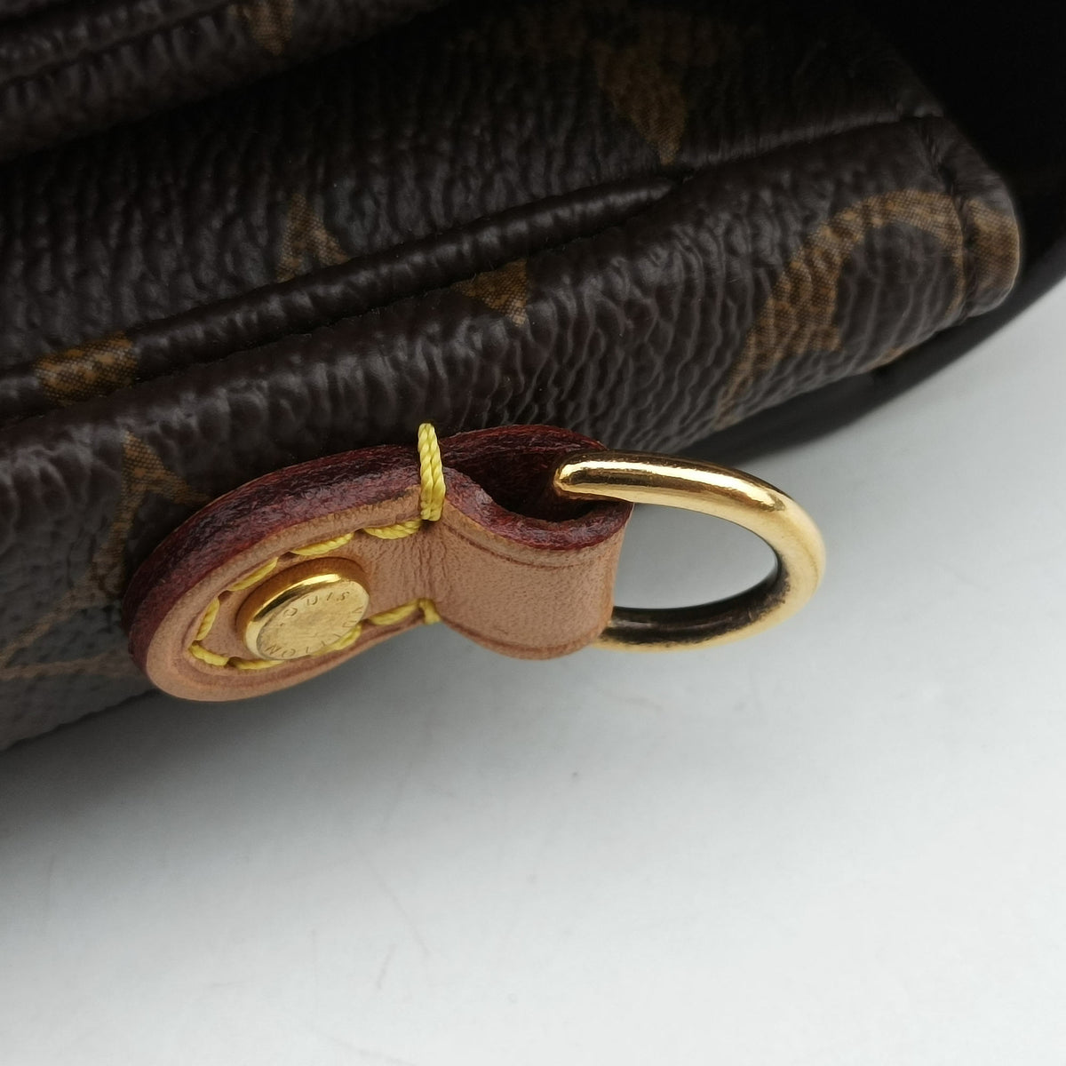 Pre-owned Louis Vuitton Pochette Metis MM Brown Monogram Canvas M44875 shoulderbag | stylenewstar