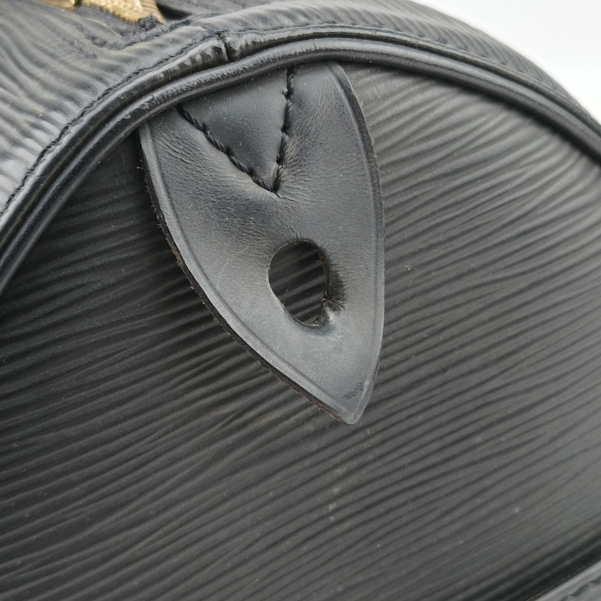 Pre-owned Louis Vuitton Speedy 30 noir epi M59022 handbag | stylenewstar