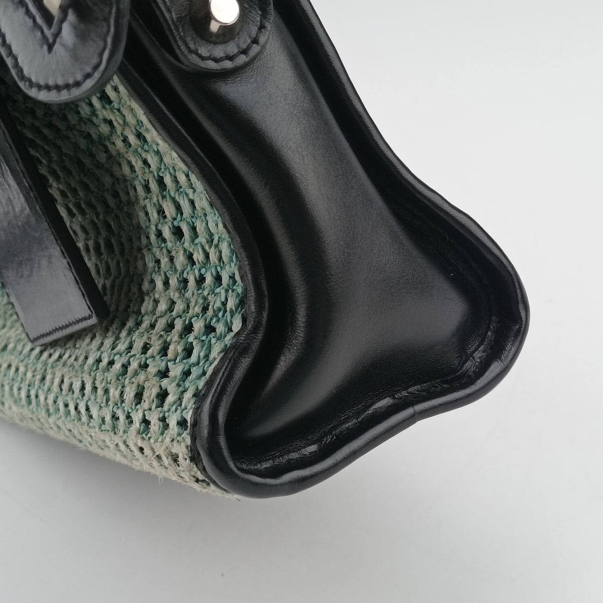 Pre-owned Balenciaga Classic City Black Raffia x Leather  shoulderbag | stylenewstar
