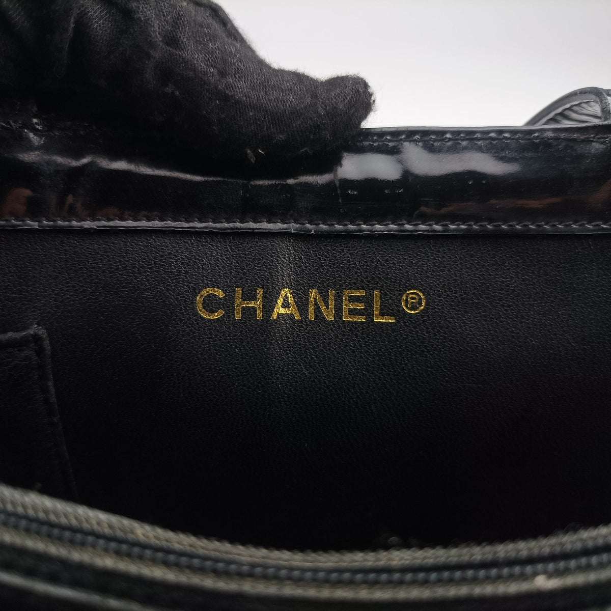 Pre-owned Chanel Tote Black Enamel  handbag | stylenewstar