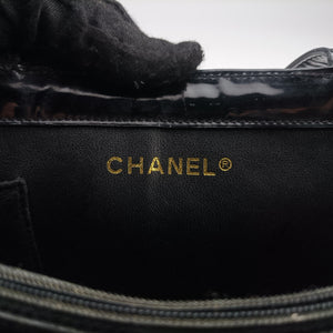 Pre-owned Chanel Tote Black Enamel  handbag | stylenewstar
