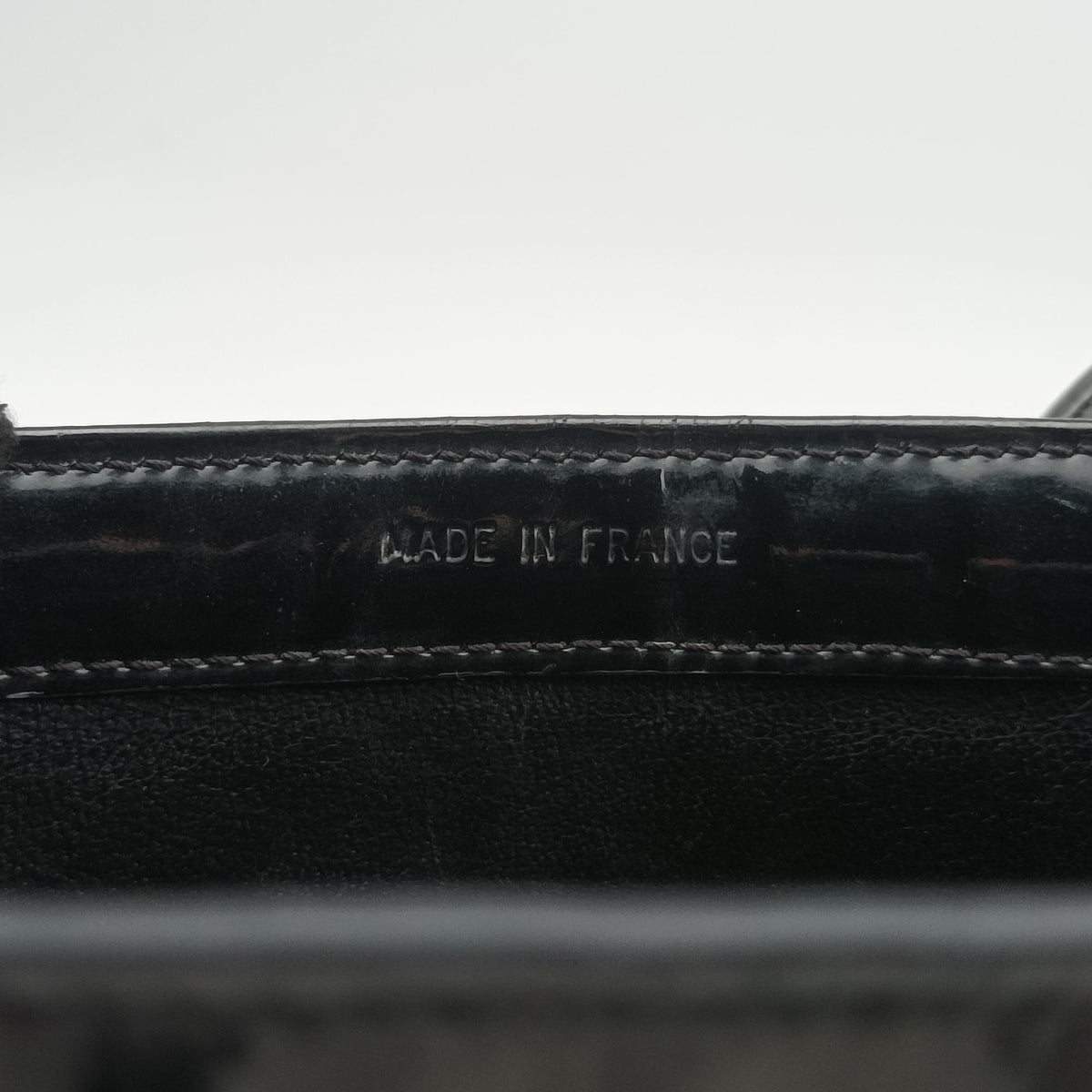 Pre-owned Chanel Tote Black Enamel  handbag | stylenewstar