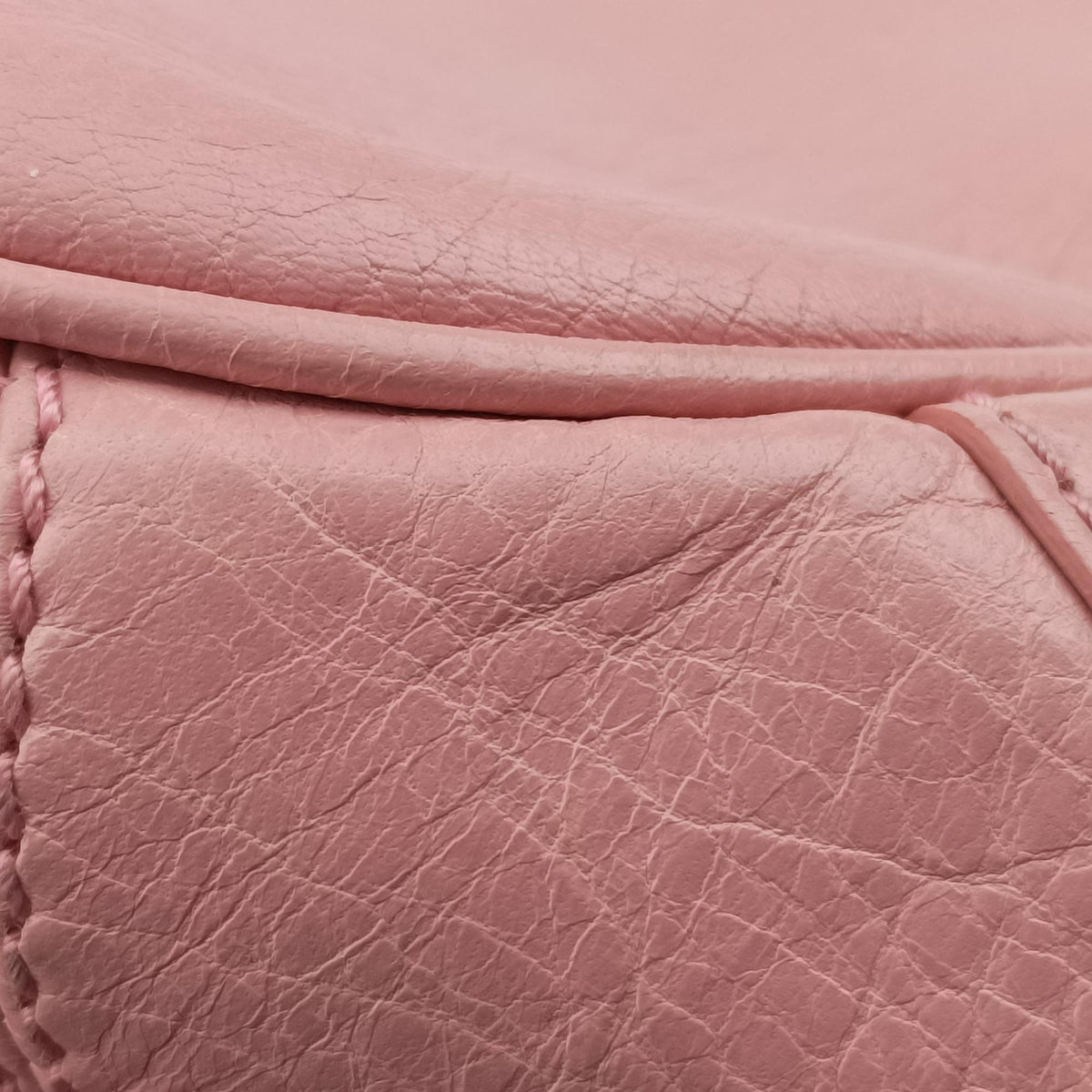 Pre-owned Balenciaga Pompon Pink Lambskin  shoulderbag | stylenewstar