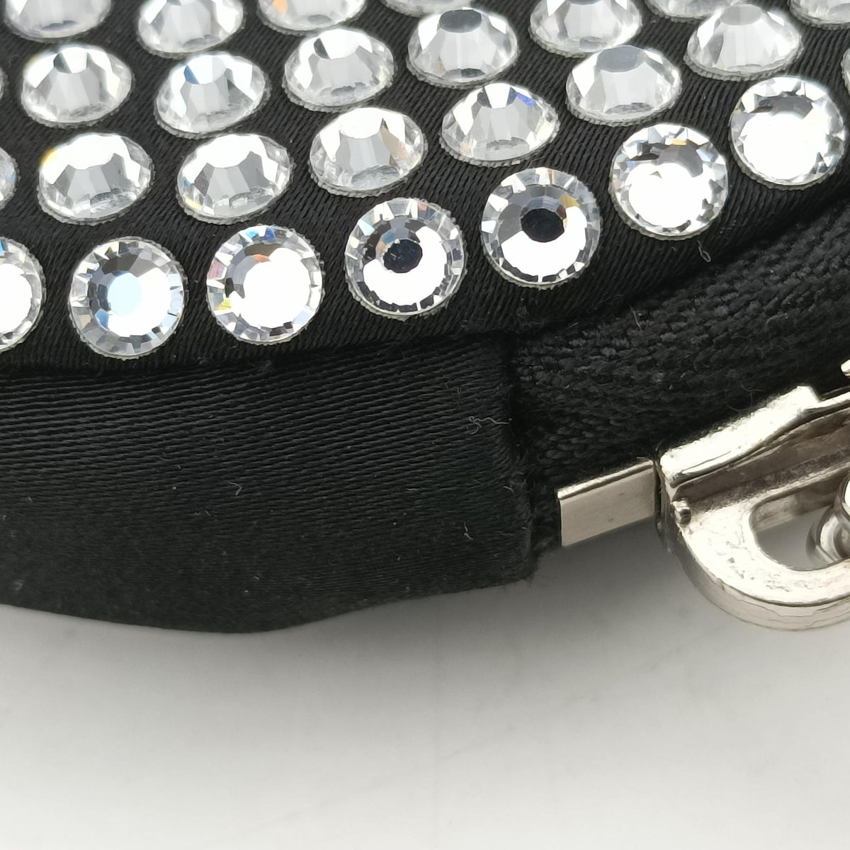 Secondhand Prada crystal-embellished round Black Rhinestone 1NR003 shoulderbag | stylenewstar