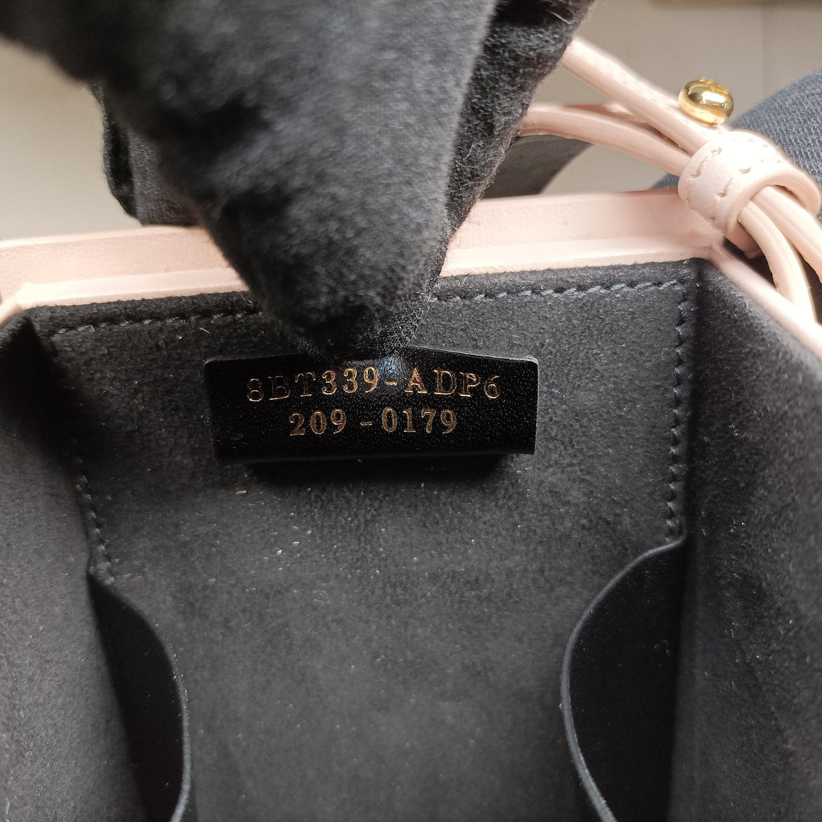 Pre-owned Fendi FENDI Box Packaging Pink Leather 8BT339 shoulderbag | stylenewstar