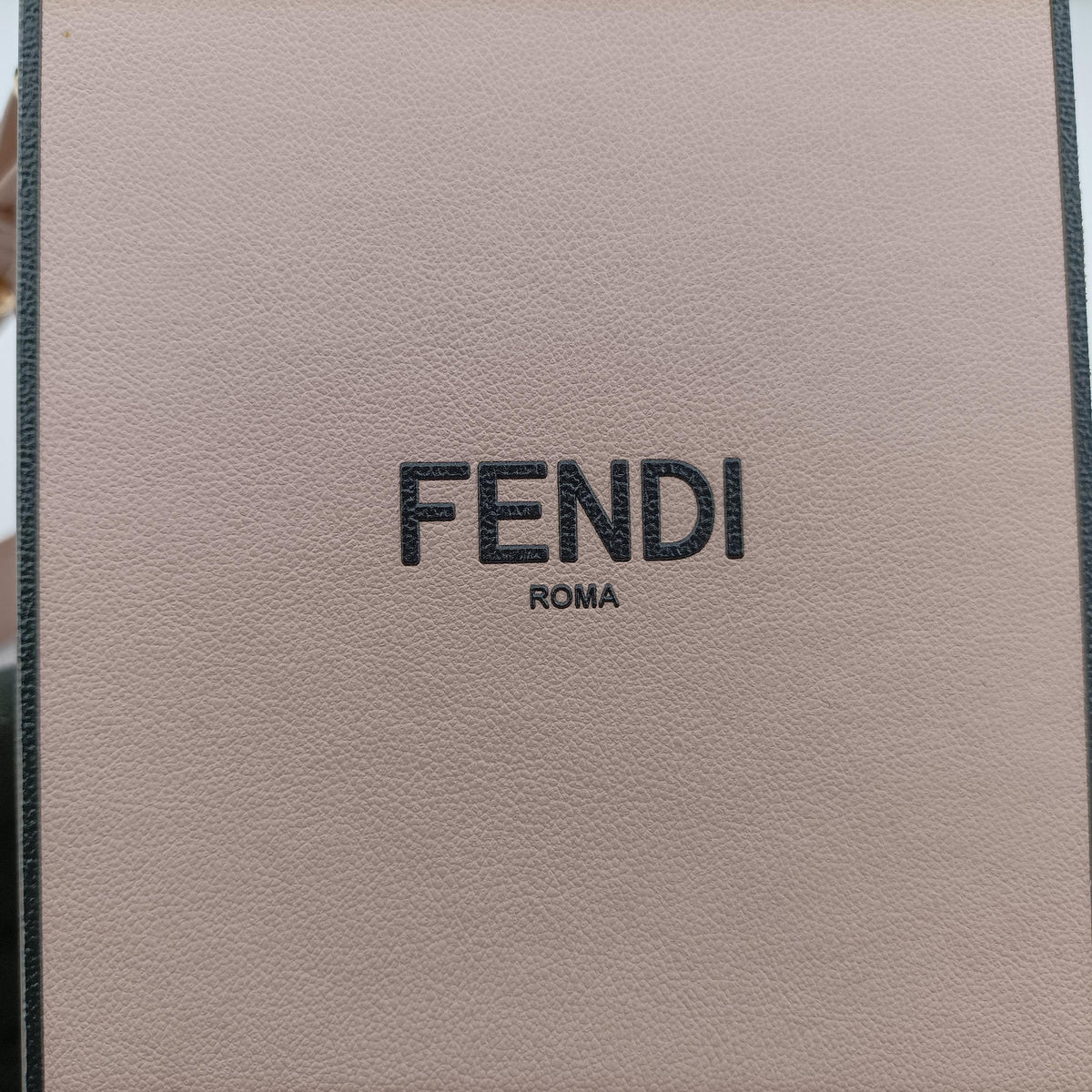 Pre-owned Fendi FENDI Box Packaging Pink Leather 8BT339 shoulderbag | stylenewstar