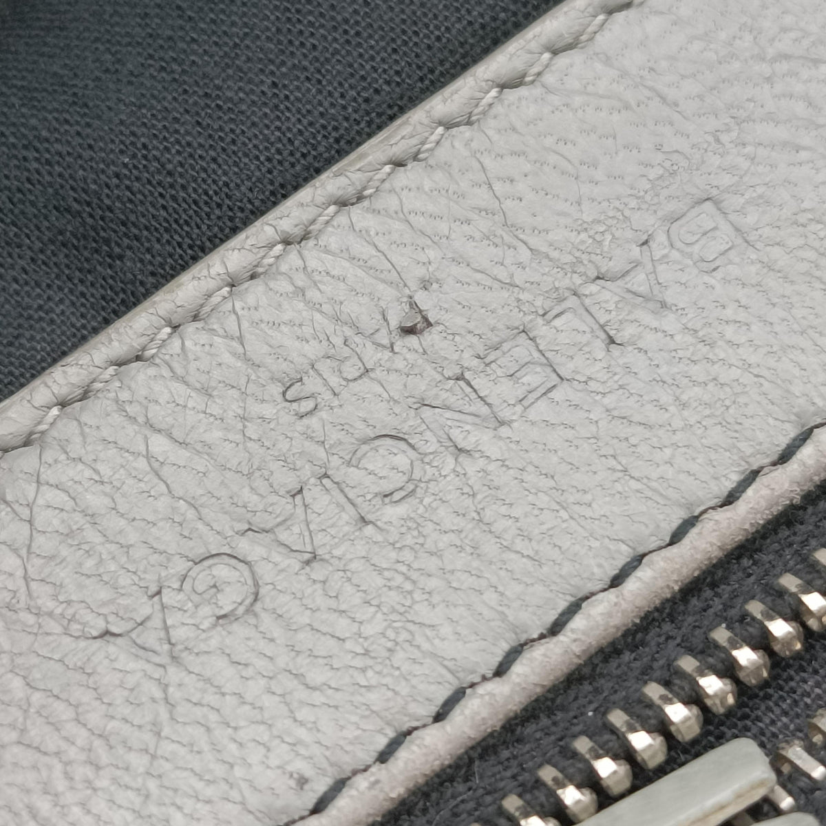 Vintage Balenciaga Classic City Mini Grey lambskin  shoulderbag | stylenewstar