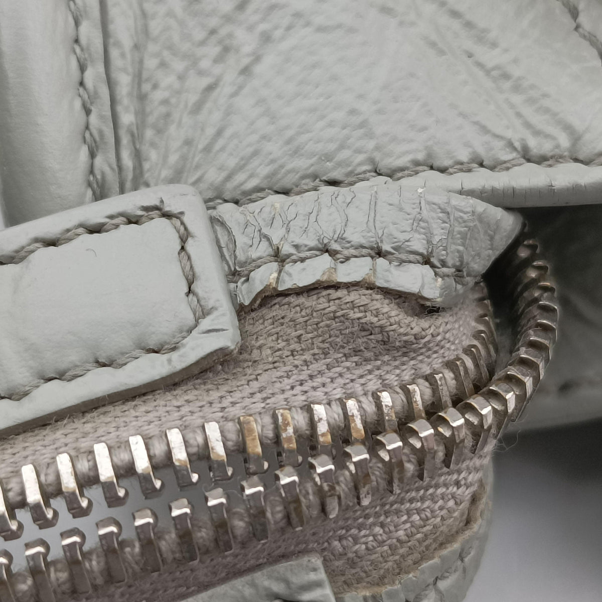 Vintage Balenciaga Classic City Mini Grey lambskin  shoulderbag | stylenewstar