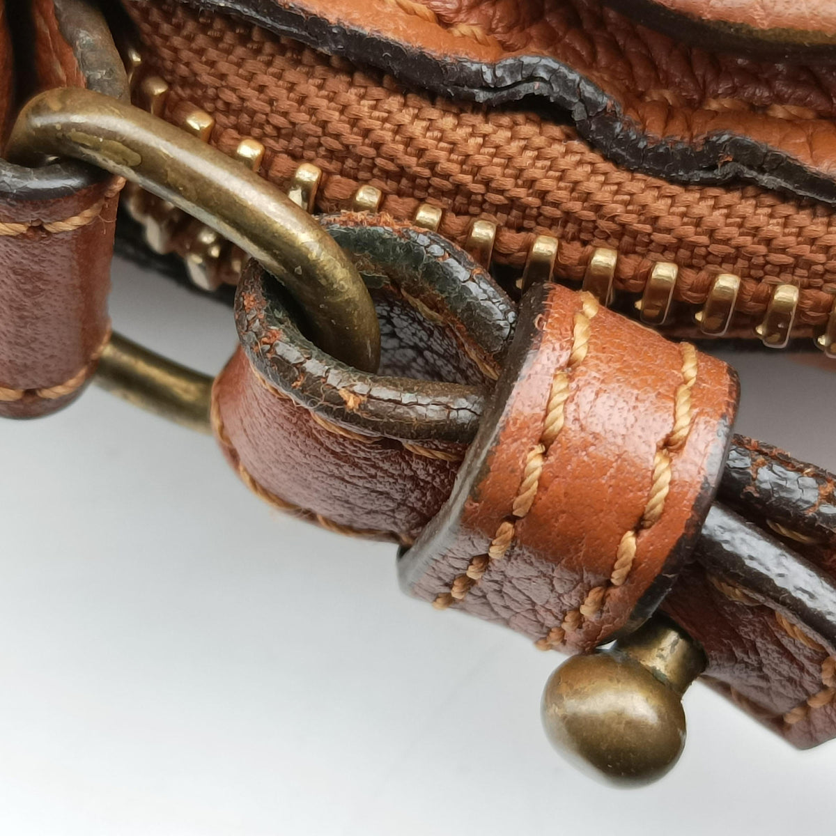 Pre-owned Chloe Paraty Camel Leather  shoulderbag | stylenewstar