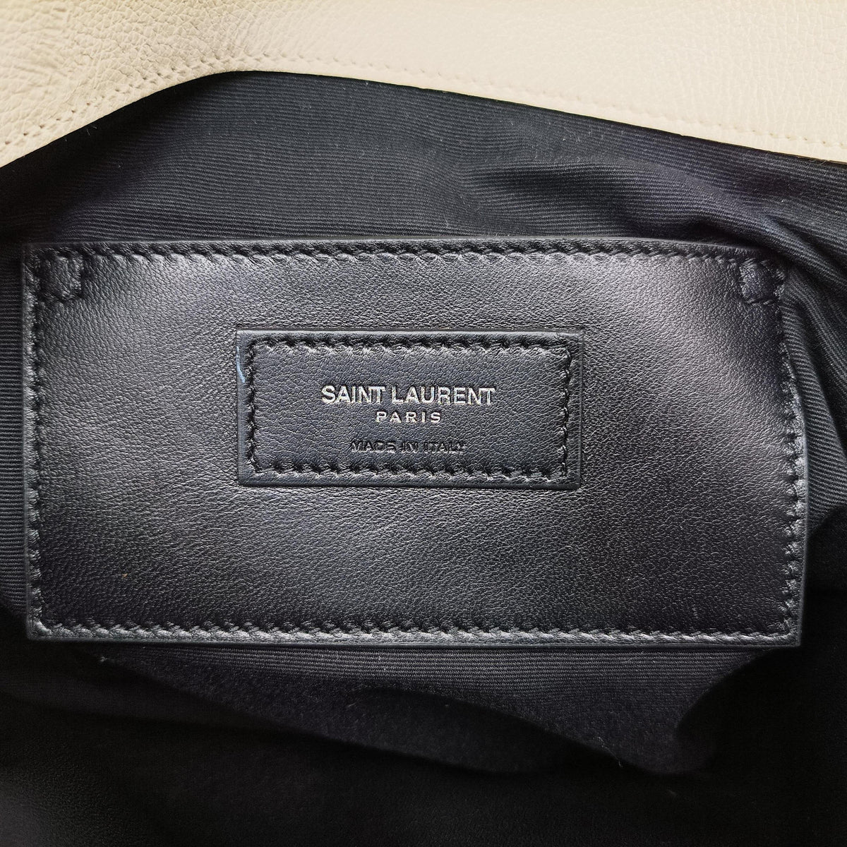 Vintage Yves Saint Laurent ENVELOPE White Leather 440115 shoulderbag | stylenewstar