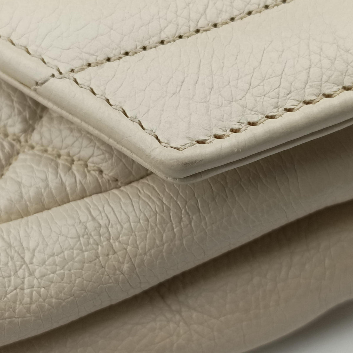 Vintage Yves Saint Laurent ENVELOPE White Leather 440115 shoulderbag | stylenewstar