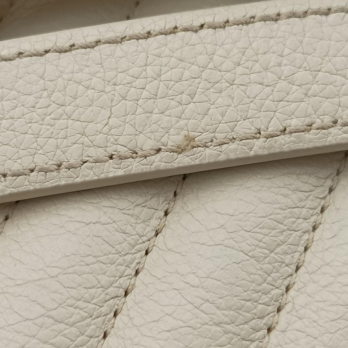 Vintage Yves Saint Laurent ENVELOPE White Leather 440115 shoulderbag | stylenewstar