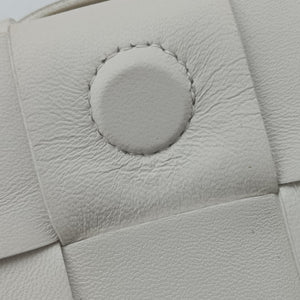 Pre-owned Bottega Veneta Candy Cassette White Lambskin  shoulderbag | stylenewstar