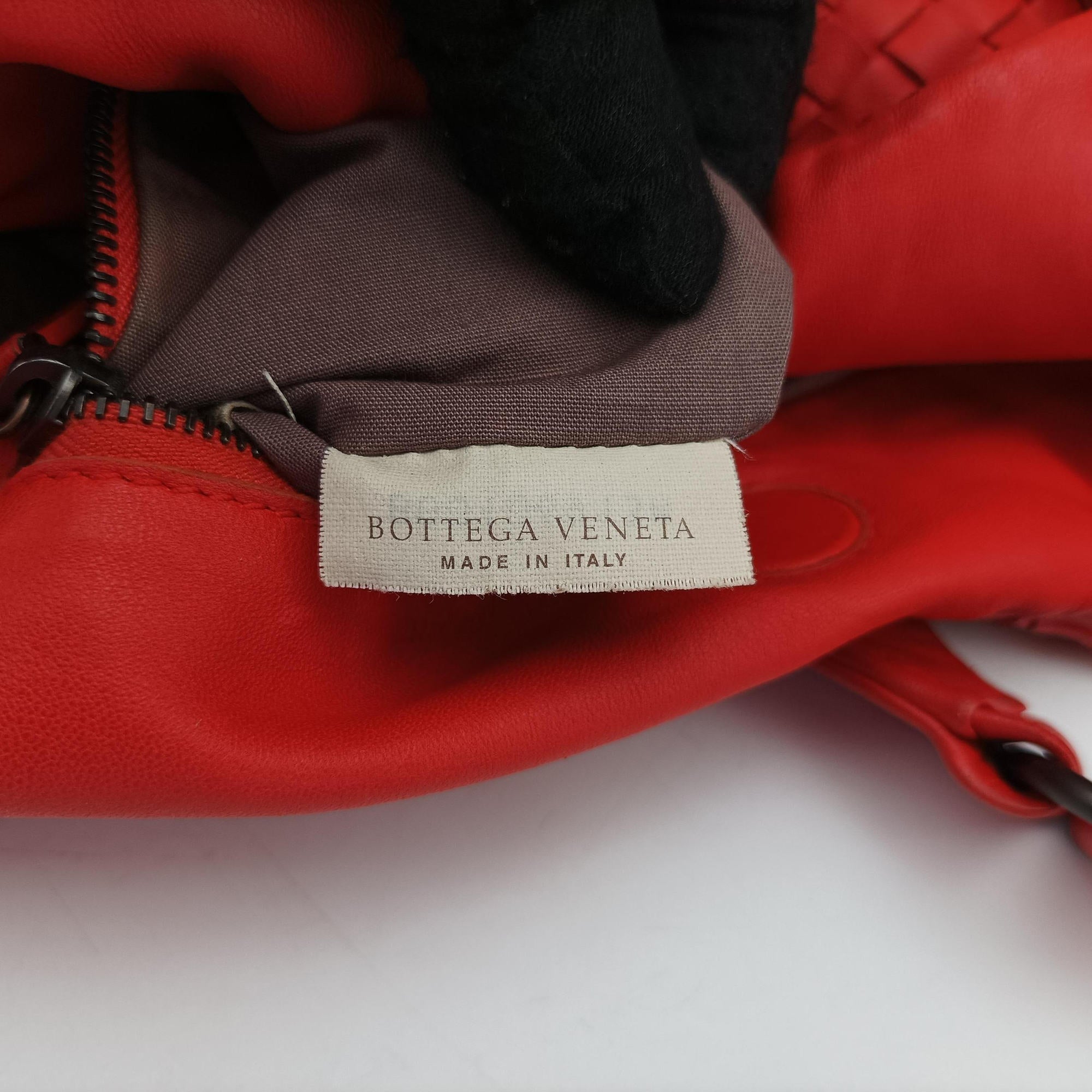 Pre-owned Bottega Veneta CAMPANA Intrecciato Red lambskin  shoulderbag | stylenewstar