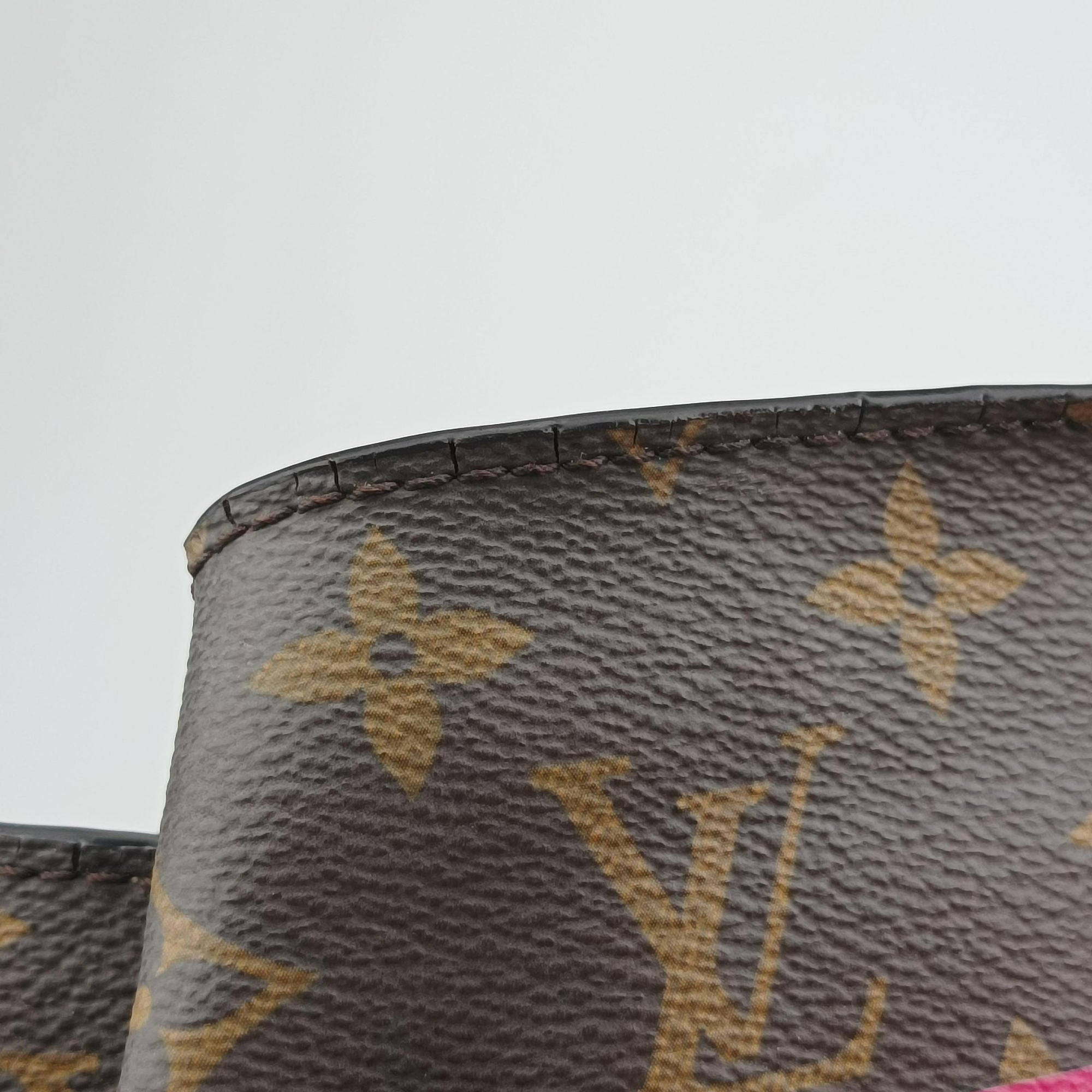 Pre-owned Louis Vuitton NeoNoe brown×Multicolor Monogram Canvas M40649 shoulderbag | stylenewstar