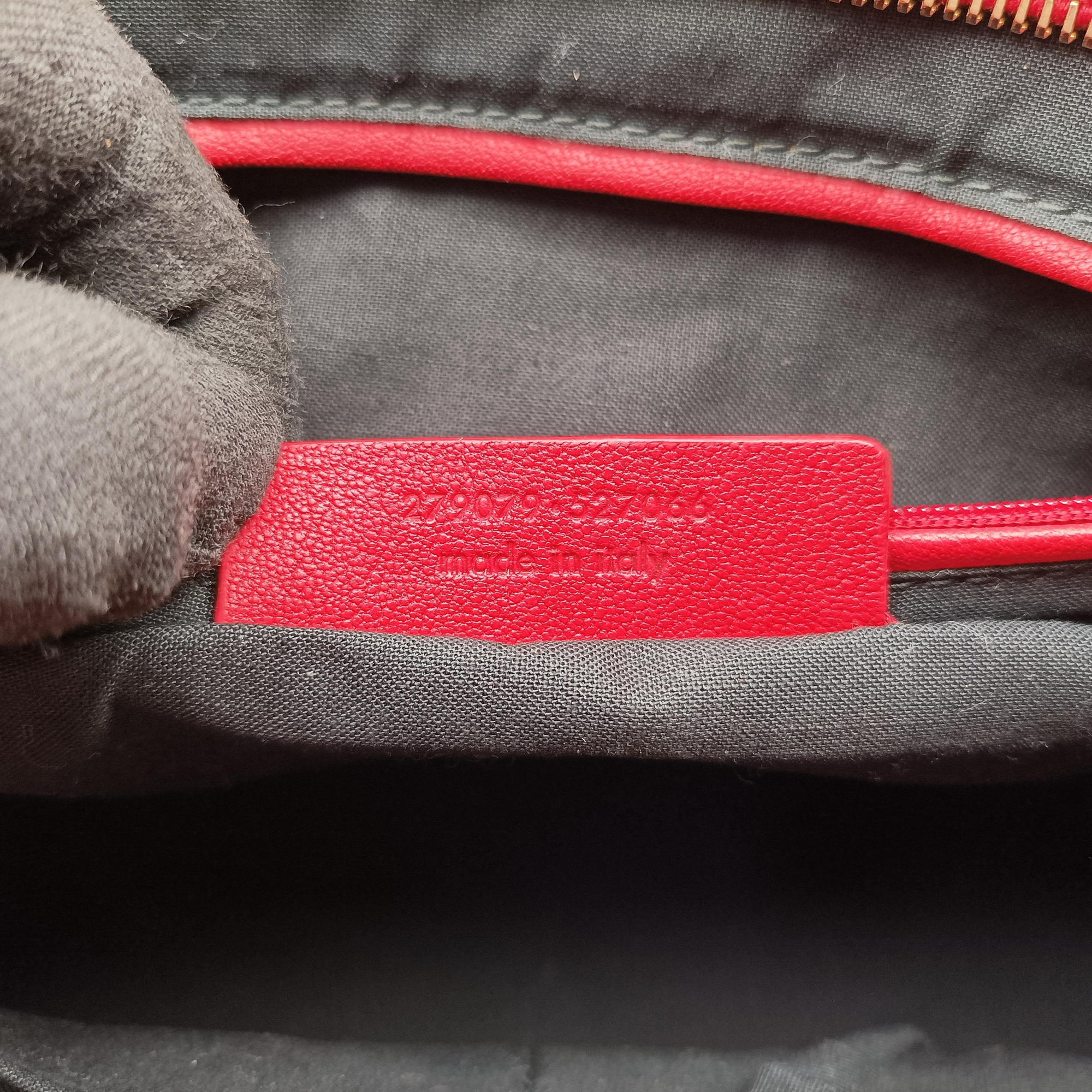 Secondhand Yves Saint Laurent Cabas ChYc Red Leather 279079 handbag | stylenewstar
