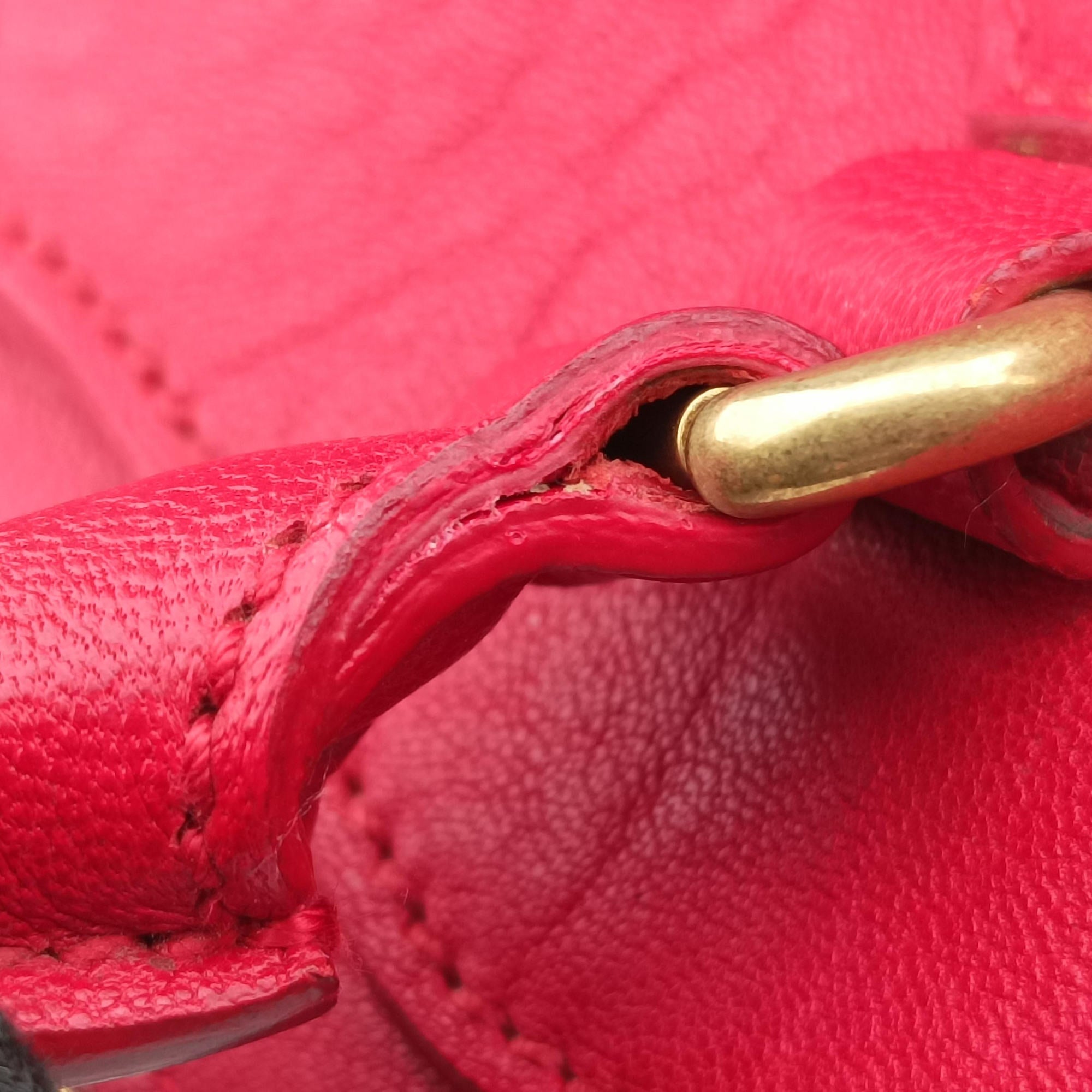 Secondhand Yves Saint Laurent Cabas ChYc Red Leather 279079 handbag | stylenewstar