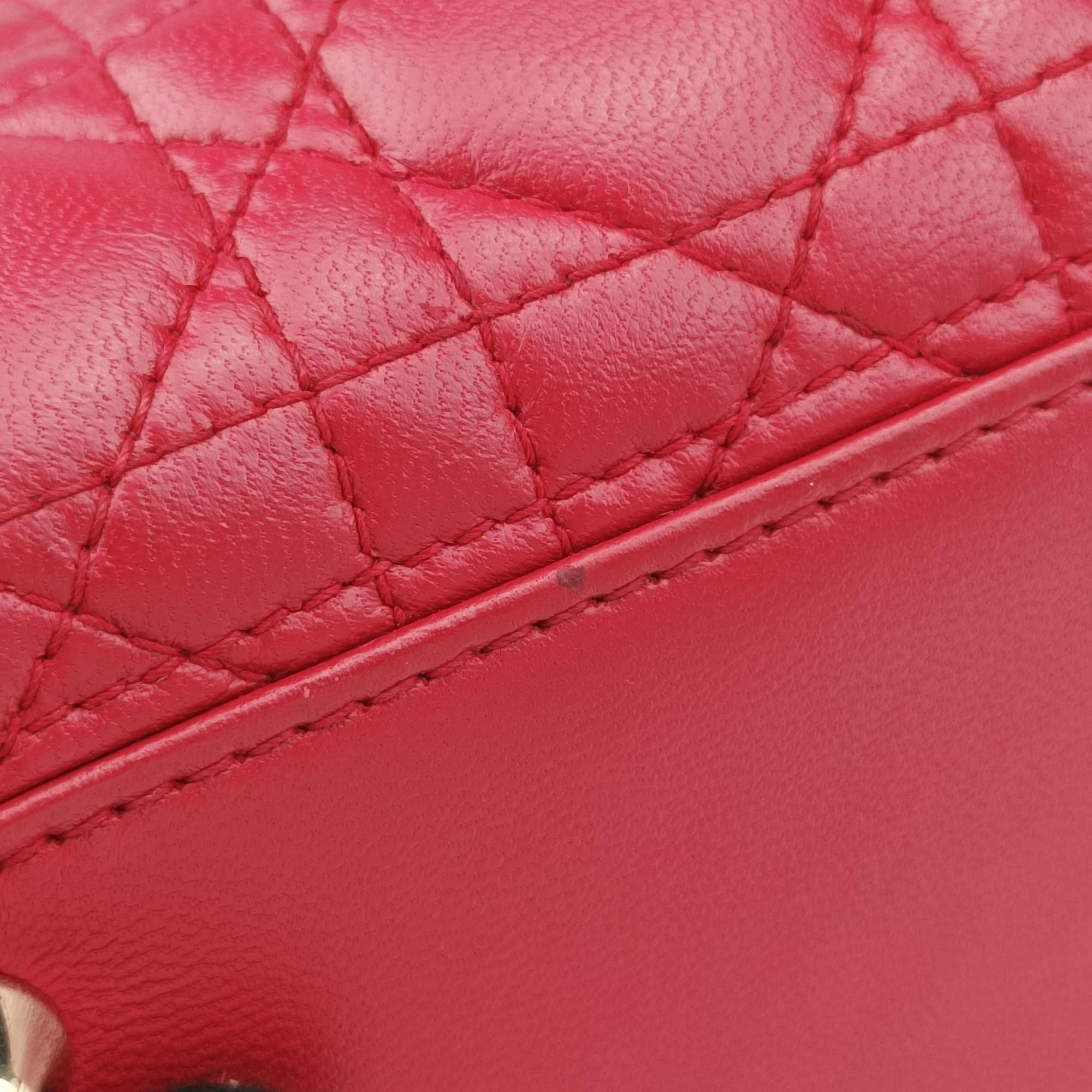 Pre-owned Christian Dior Lady Dior Red lambskin  shoulderbag | stylenewstar